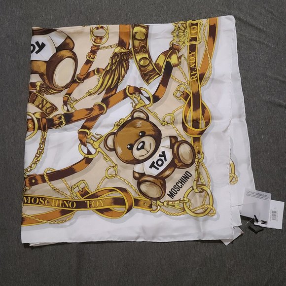Authentic MOSCHINO Baroque Teddy Bear Print Scarf - Picture 2 of 2